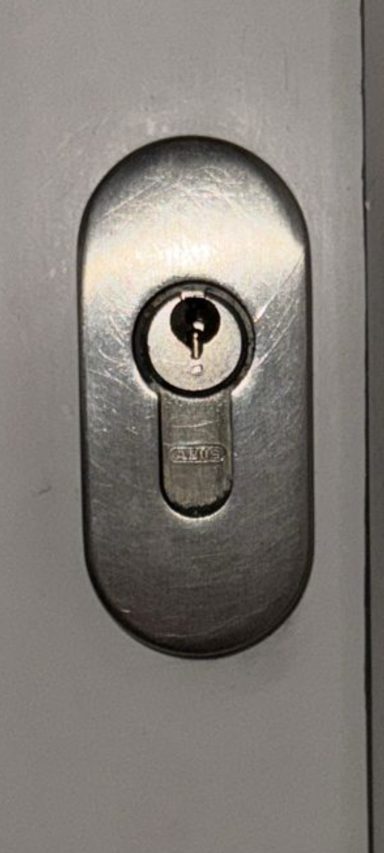 Profilzylinder Heilbronn Türschloss aus silbernem Metall Heilbronn